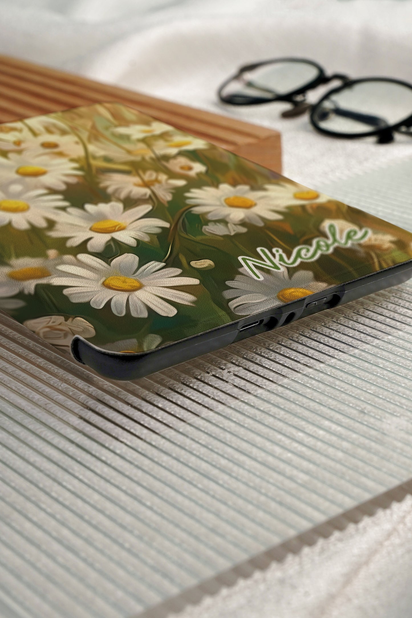 Daisy Dreams Kindle Case